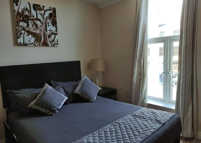 Double Bedroom Studios